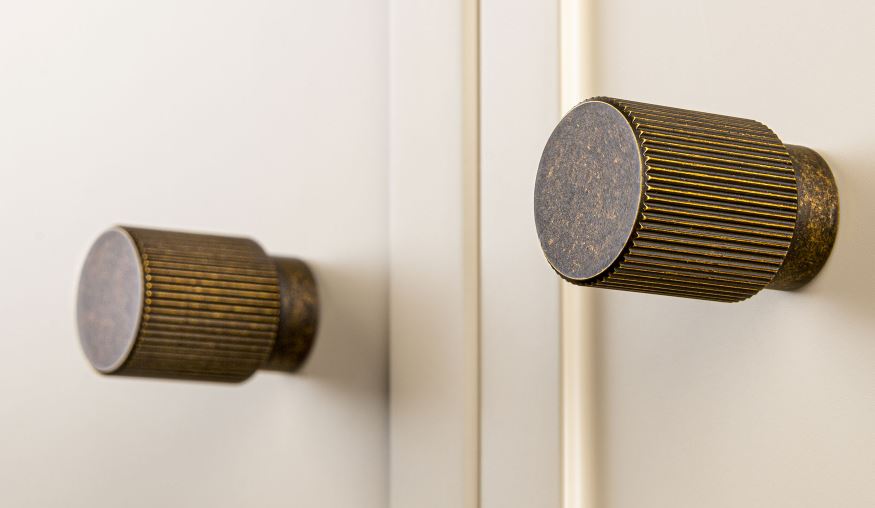 TIRADOR POMO ARPA 0583022L623 22MM LATON RUSTICO