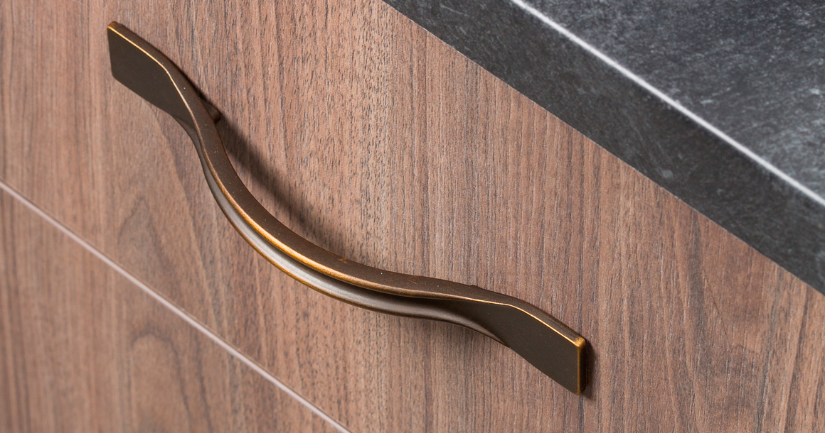 TIRADOR ASARAVIOLO 0405096Z614 172MM LATON ANTIGUO